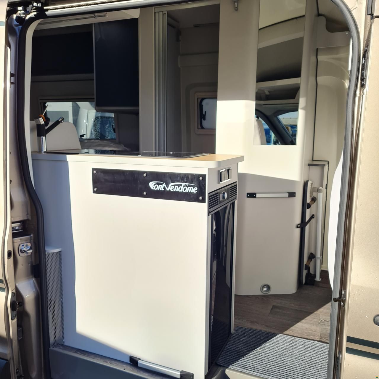 Font Vendôme Forty Van Duo 4x4