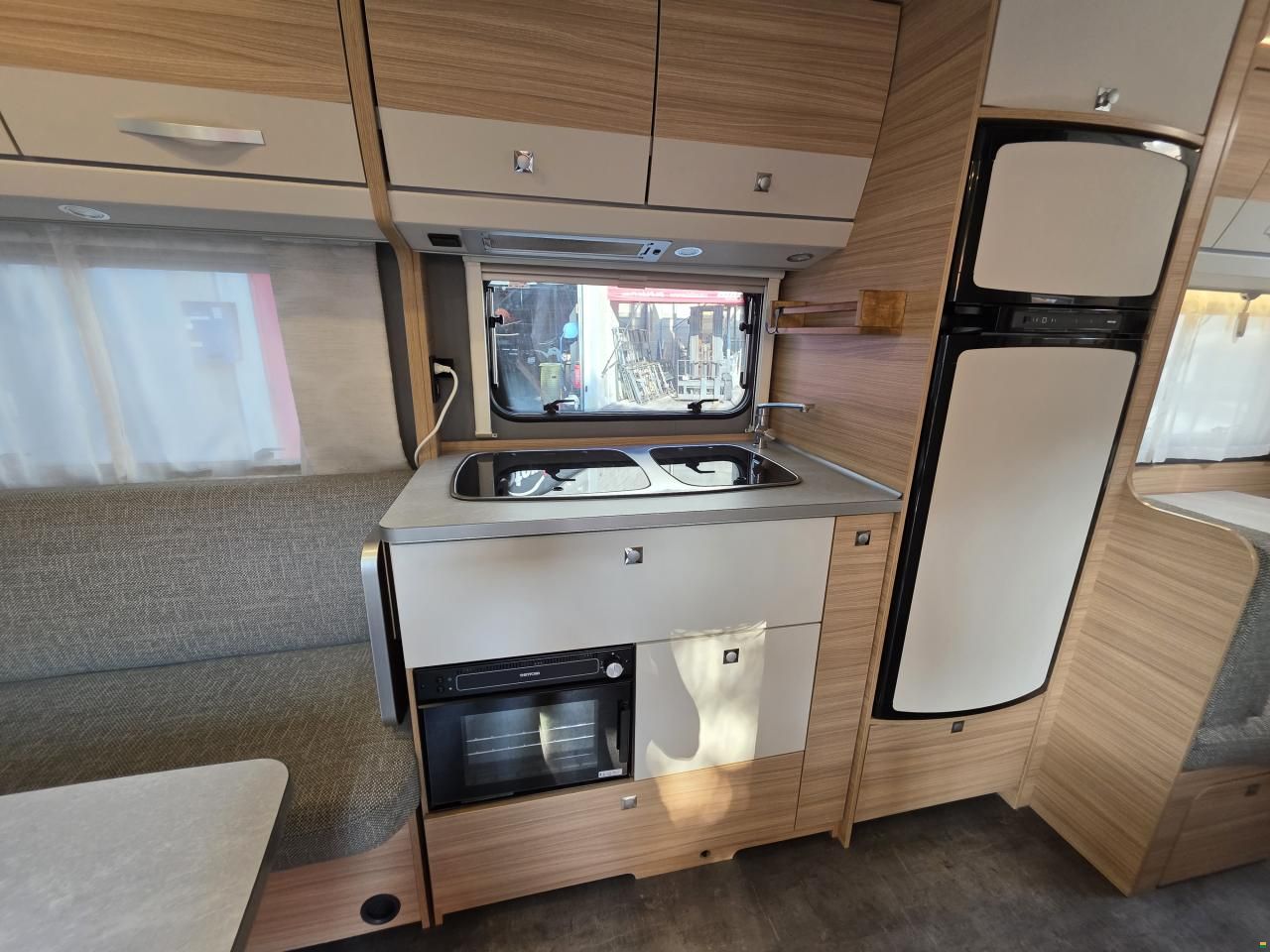Dethleffs Camper 730 FKR