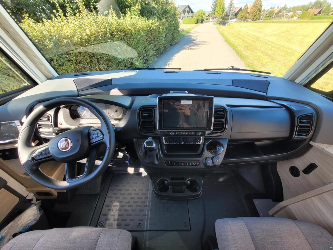 Frankia I 680 SG F-Line