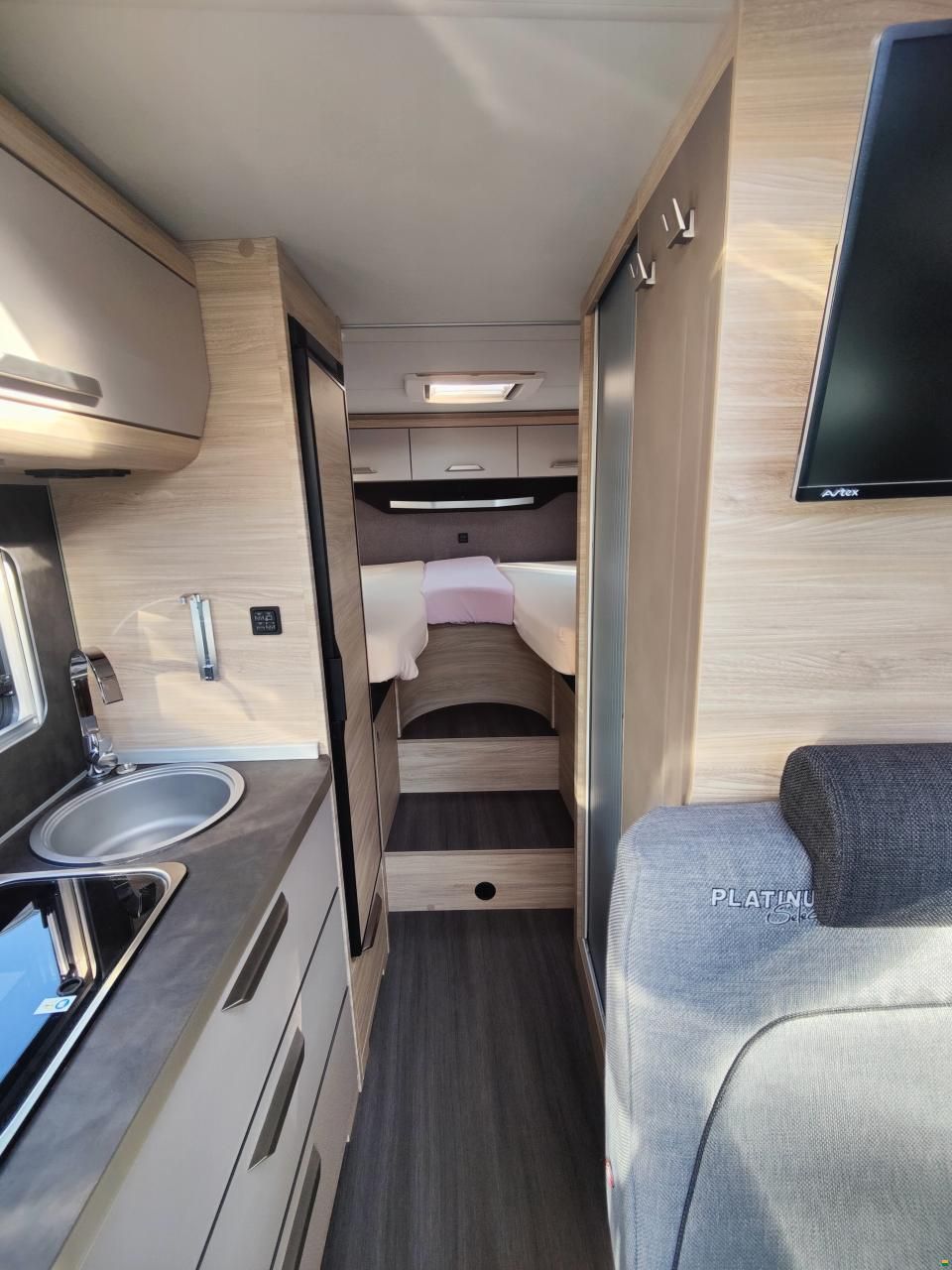 Knaus Van TI Plus 650 MEG Plat. Selec.