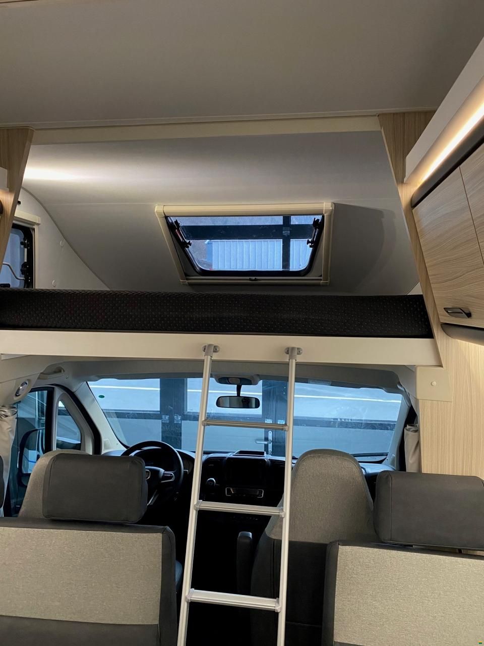 Adria SUNLIVING A 70DK