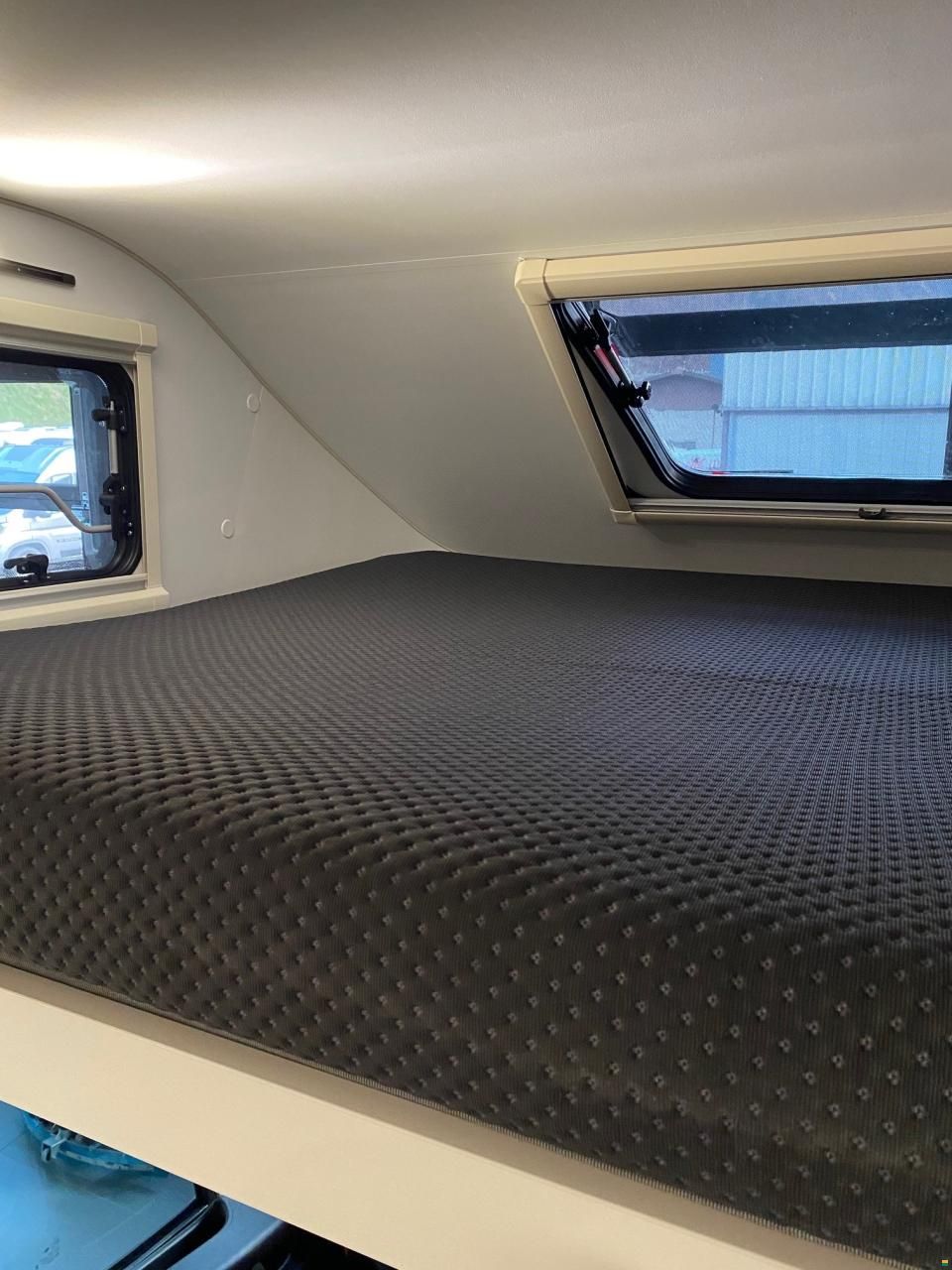 Adria SUNLIVING A 70DK