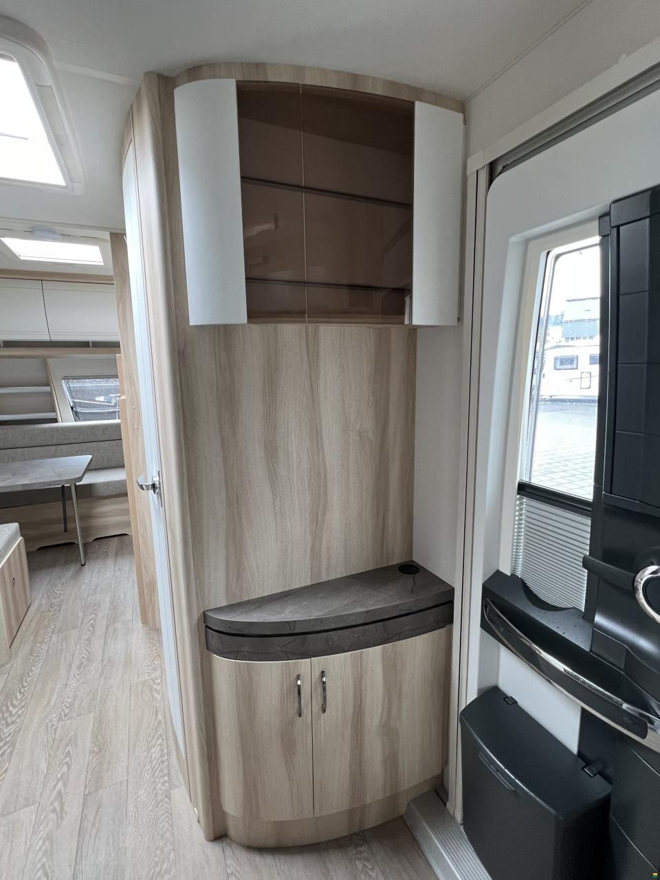 Hobby 515 UHK De Luxe (O16)