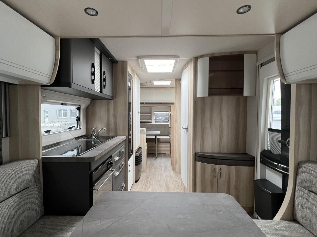 Hobby 515 UHK De Luxe (O16)