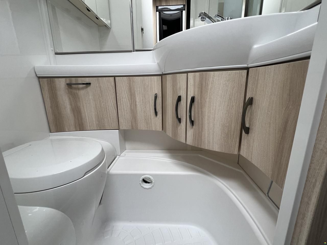 Hobby 515 UHK De Luxe (O16)