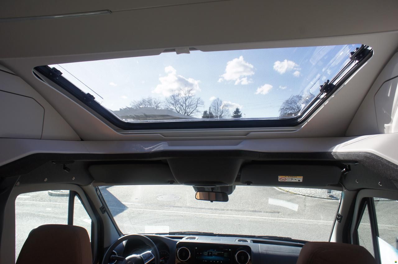 Adria Matrix Supreme MB 670 SL