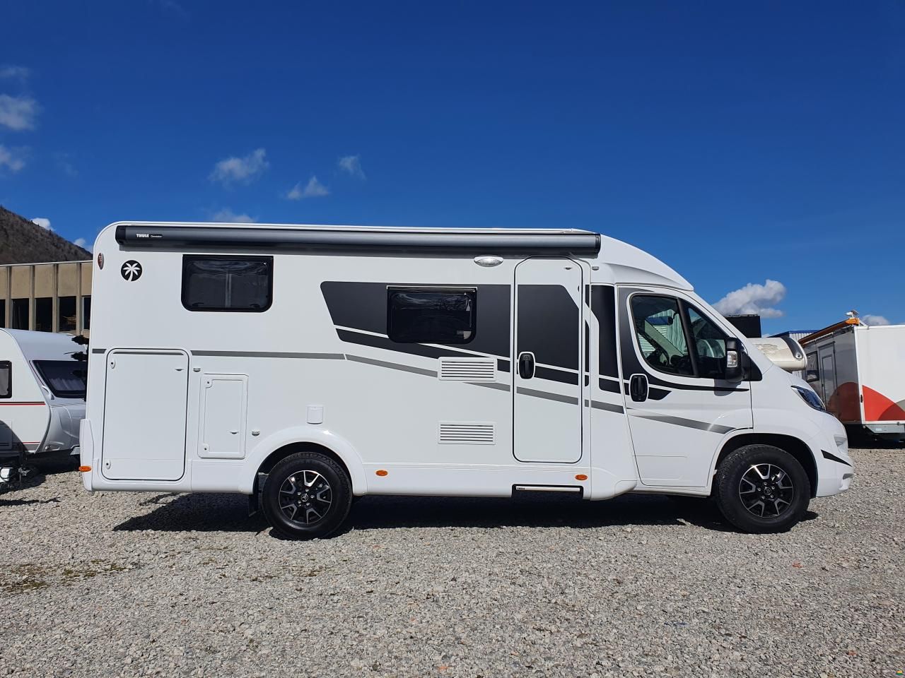 Sunlight V66 Adventure Edition mit Einzelbett