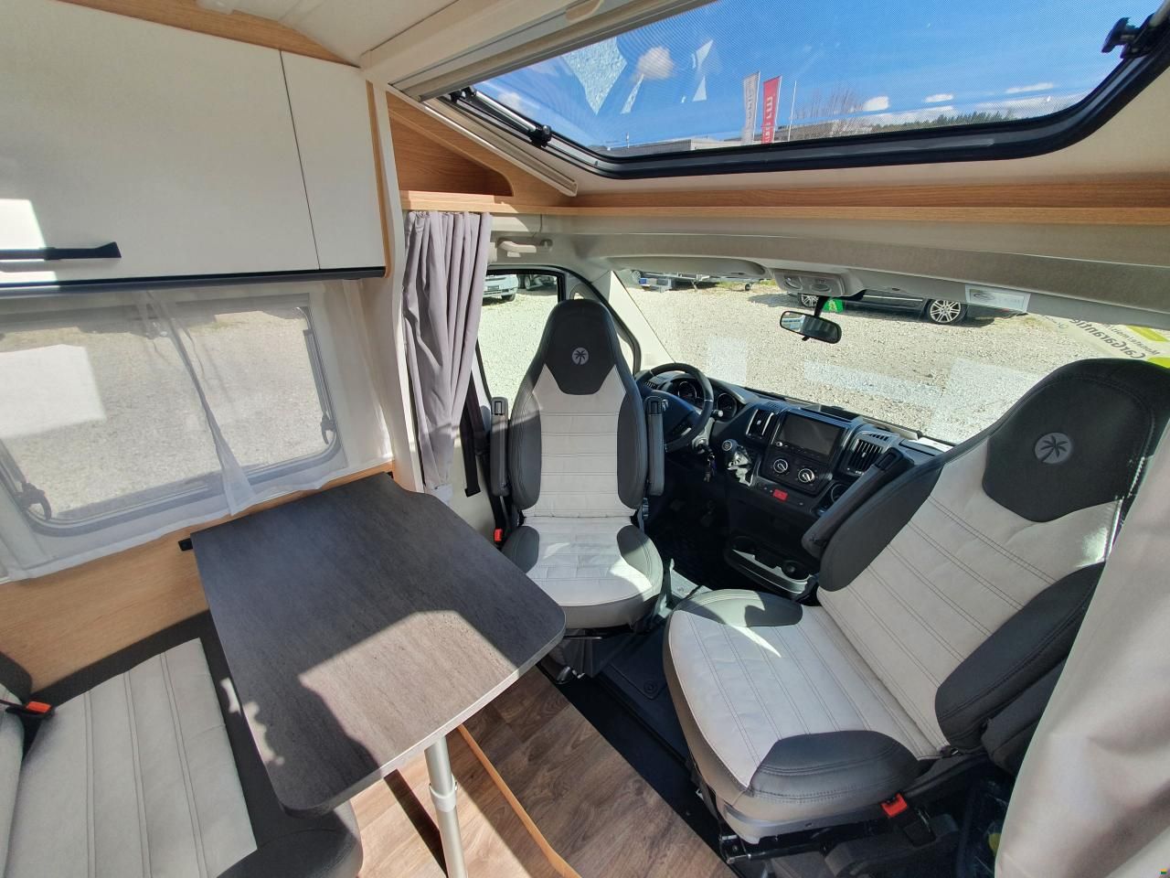 Sunlight V66 Adventure Edition mit Einzelbett