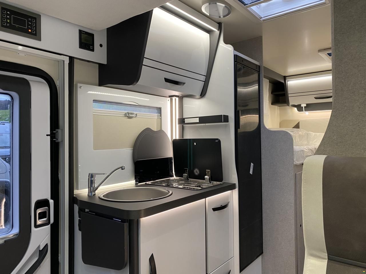 Forster-Reisemobile T 669 EB