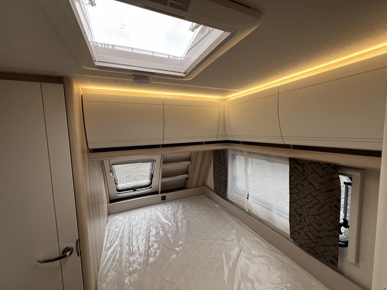 Hobby 540 KMFe De Luxe (P02)