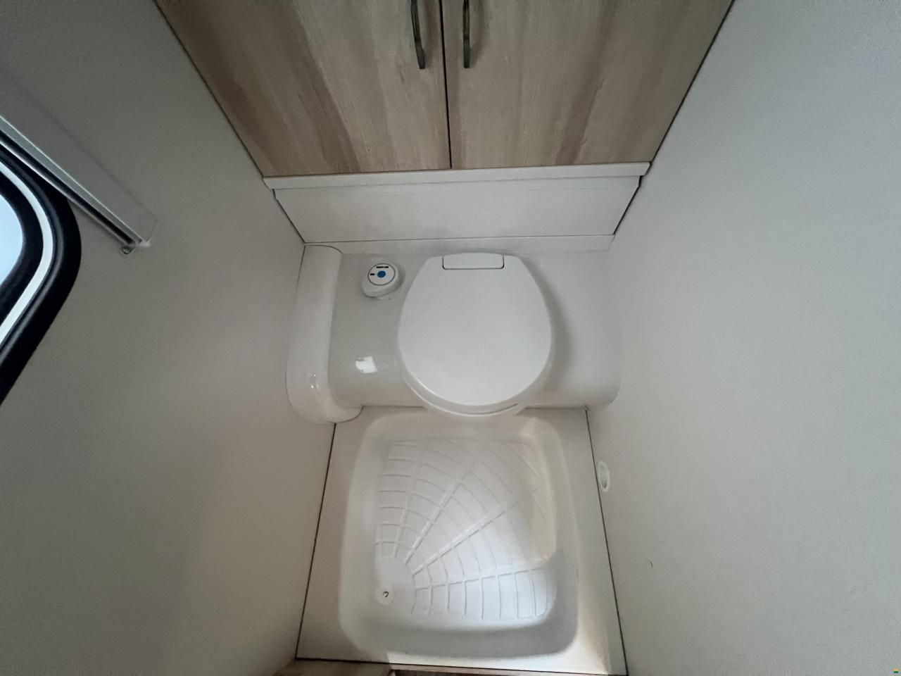 Hobby 540 KMFe De Luxe (P02)