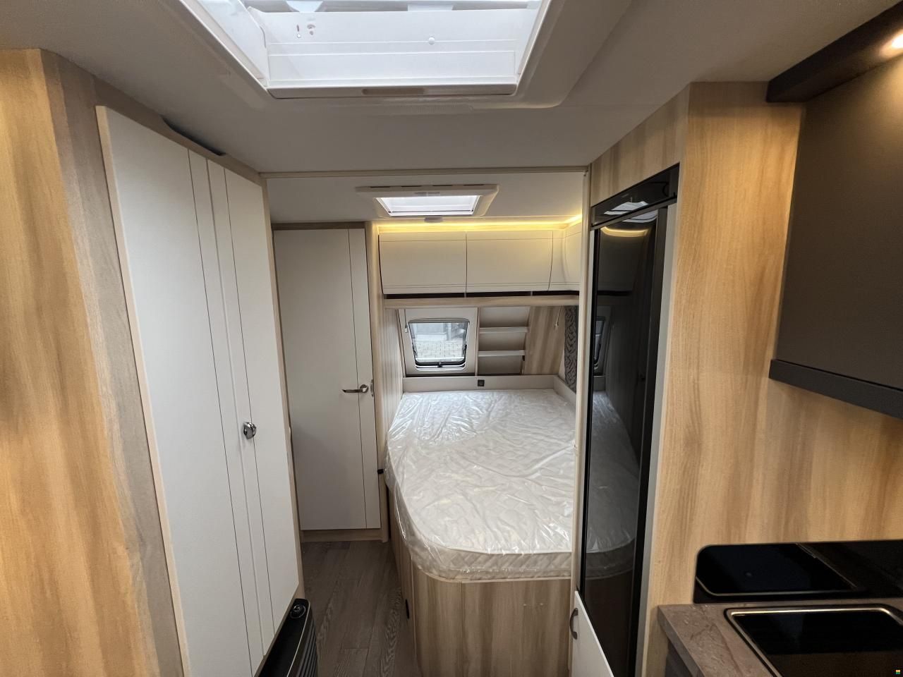 Hobby 540 KMFe De Luxe (P02)