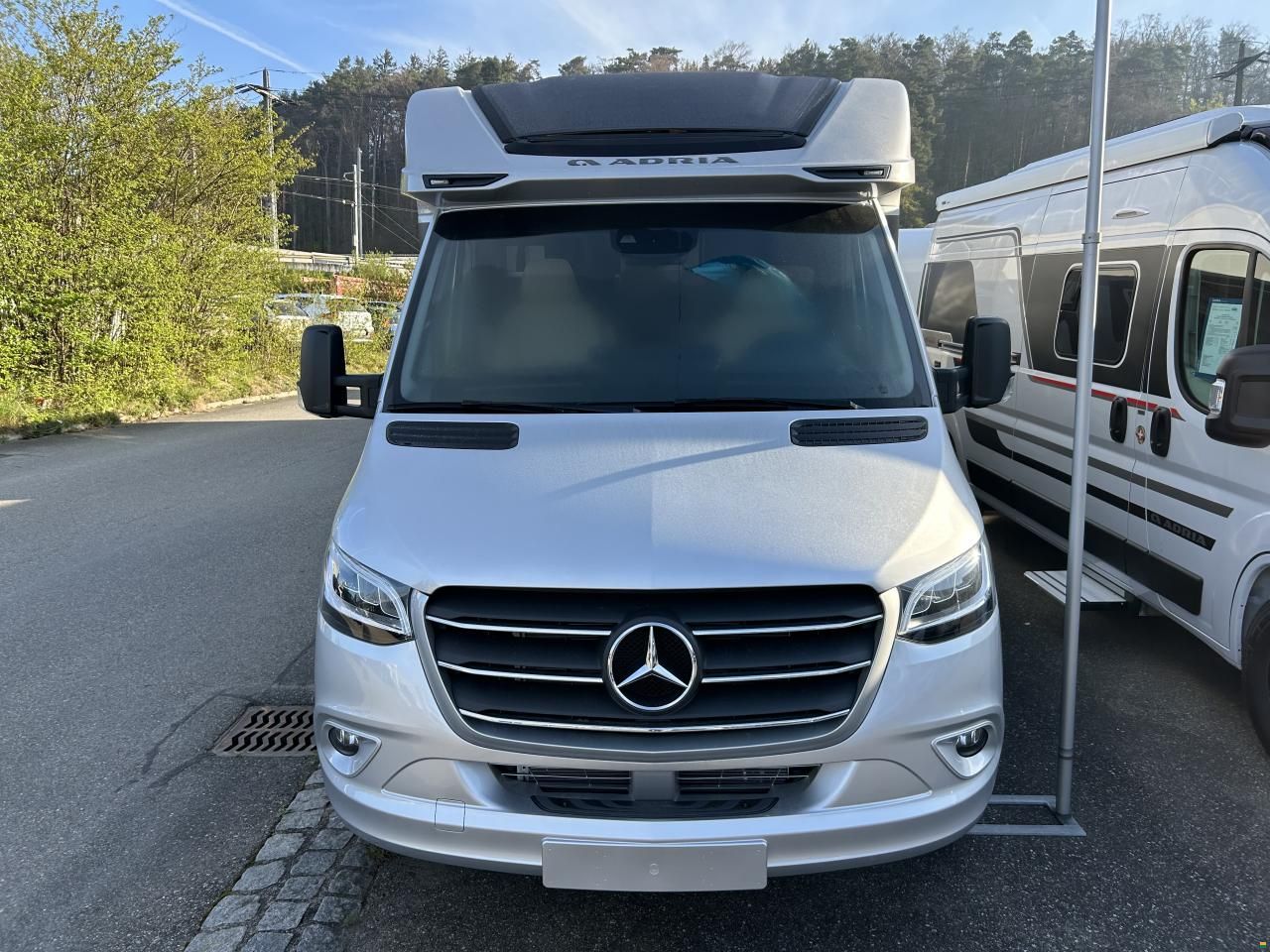 Adria Coral Supreme MB 650 SL