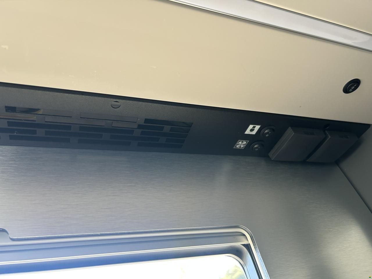 Adria Coral Supreme MB 650 SL