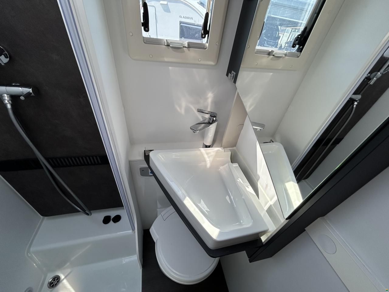 Adria Sonic Plus I600 SL