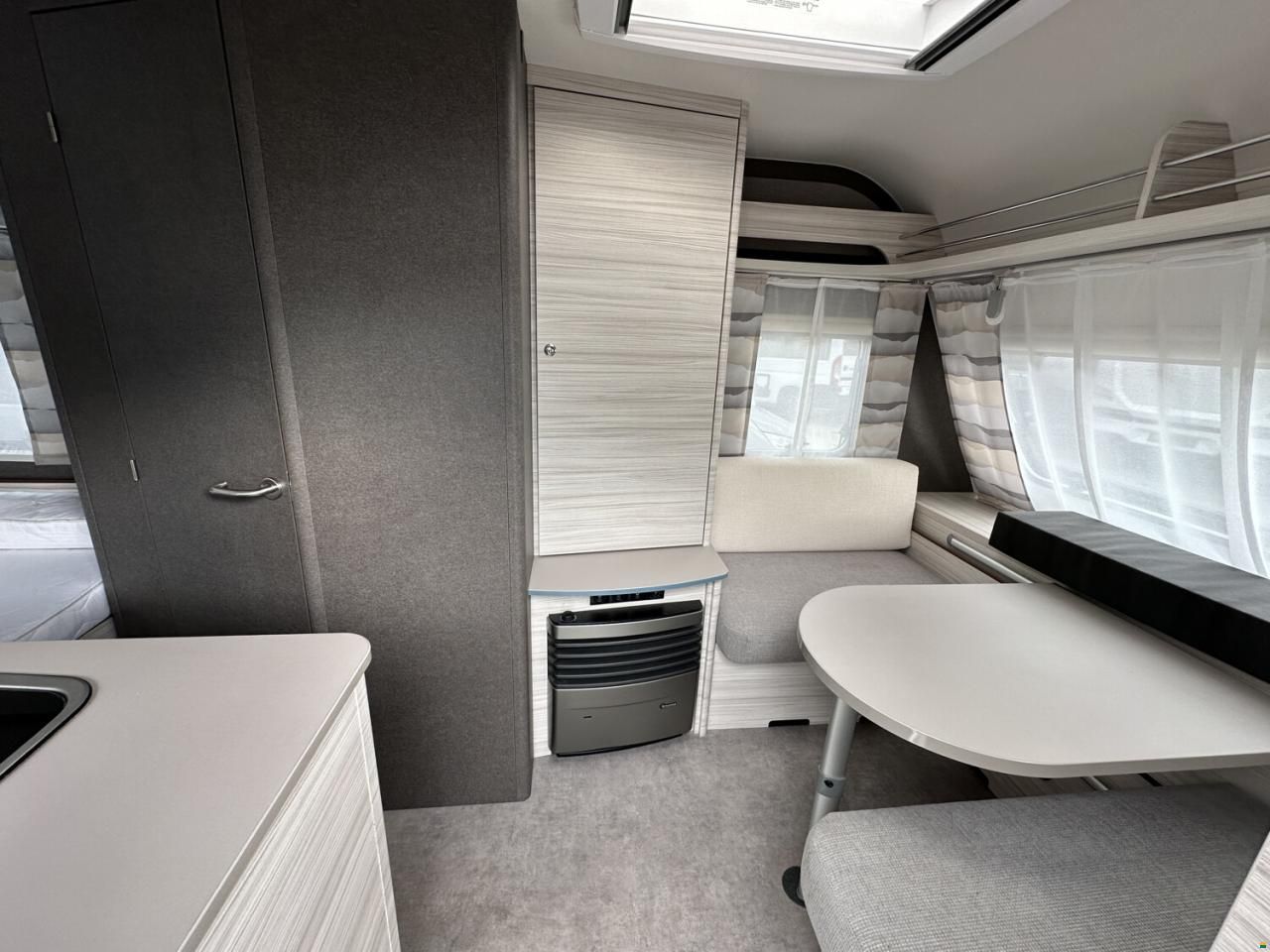 Dethleffs c-joy 460 LE