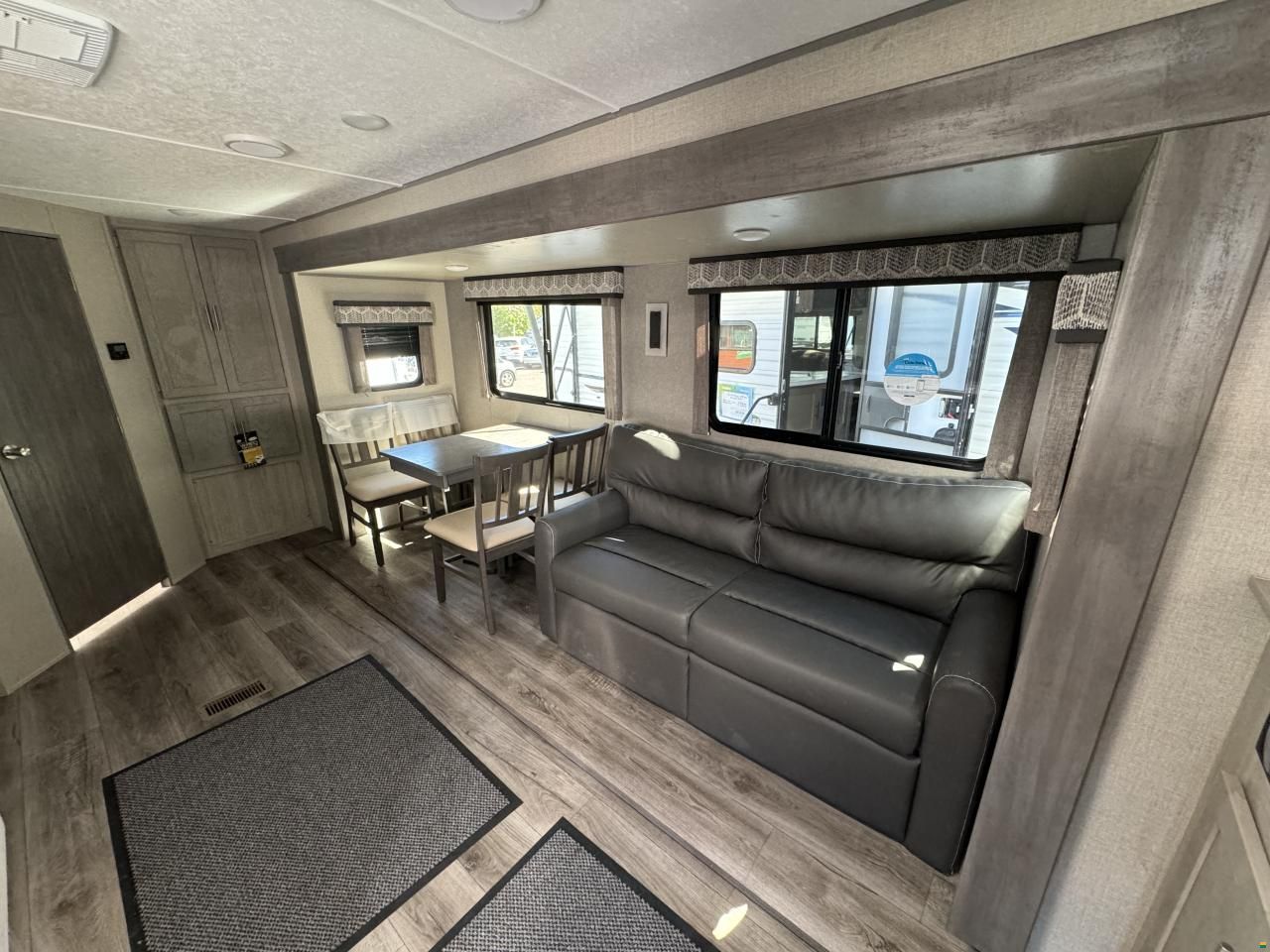 Catalina Legacy 243 RBS