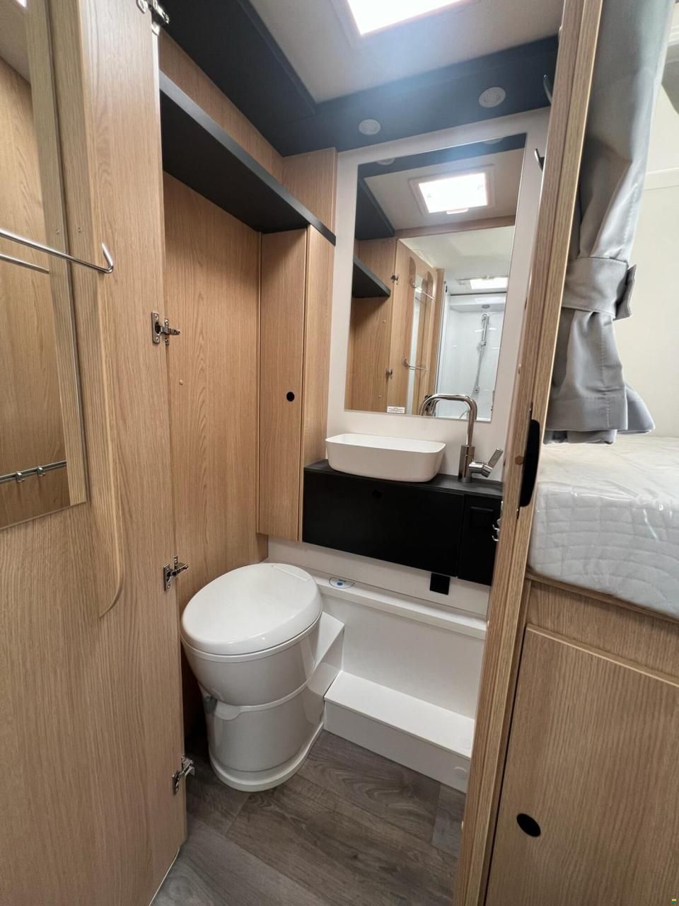 Sunlight Adventure T Ford 680