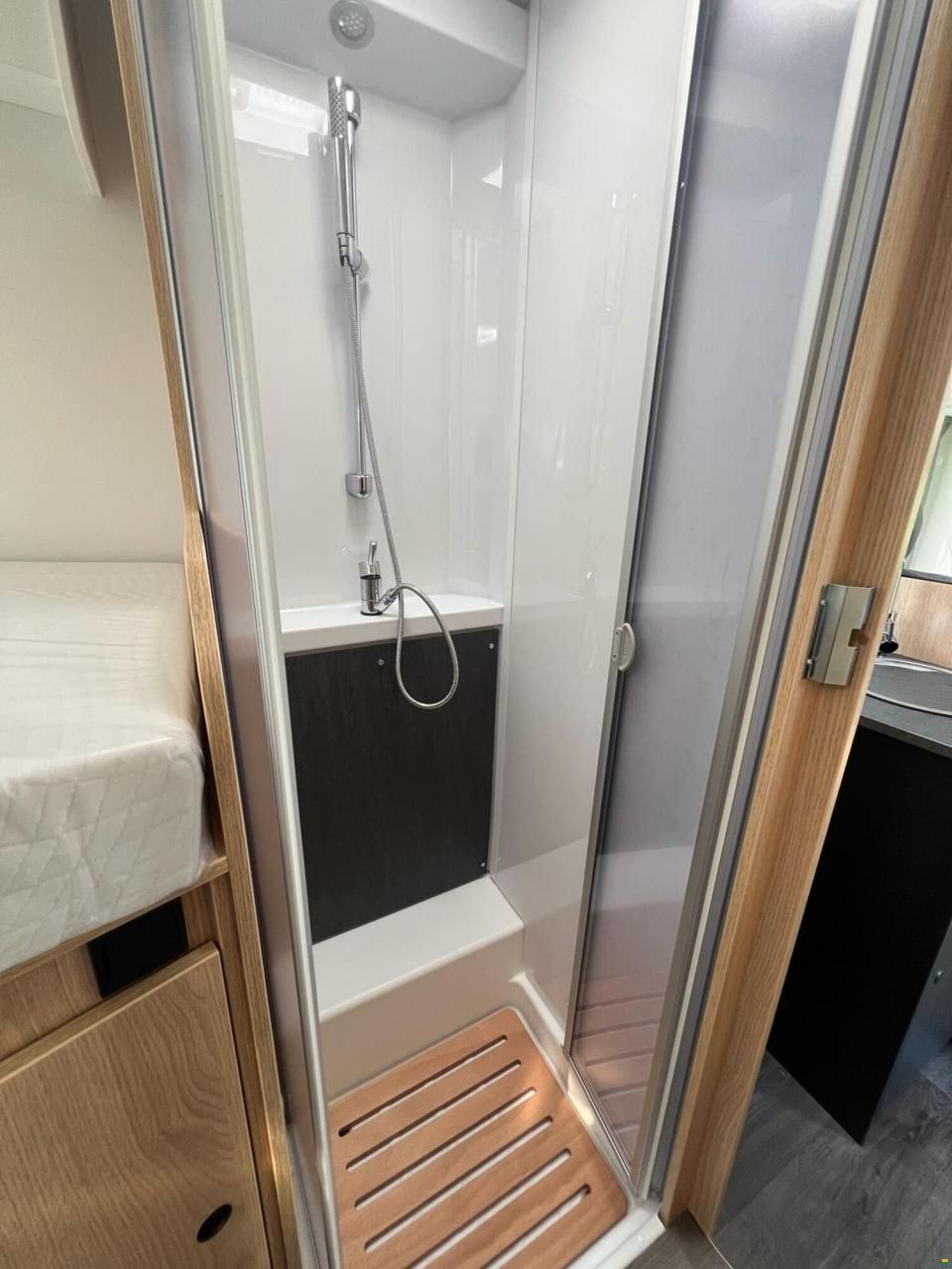 Sunlight Adventure T Ford 680