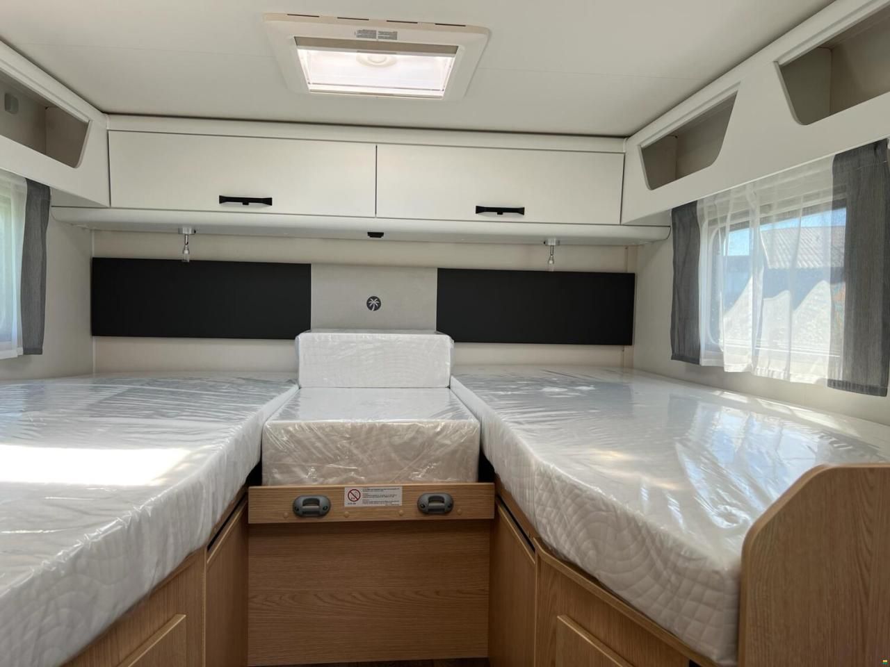 Sunlight Adventure T Ford 680