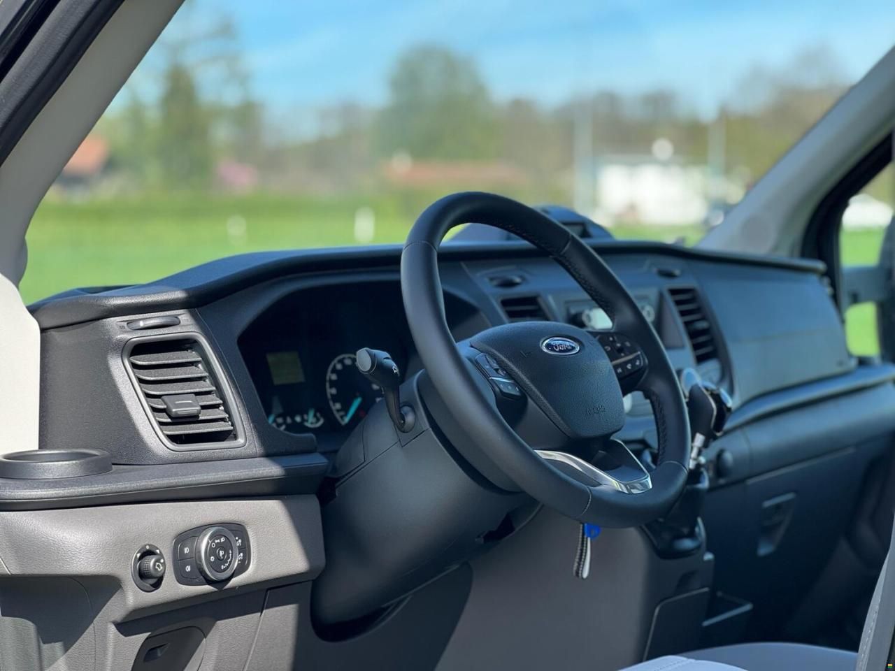 Sunlight Adventure T Ford 680