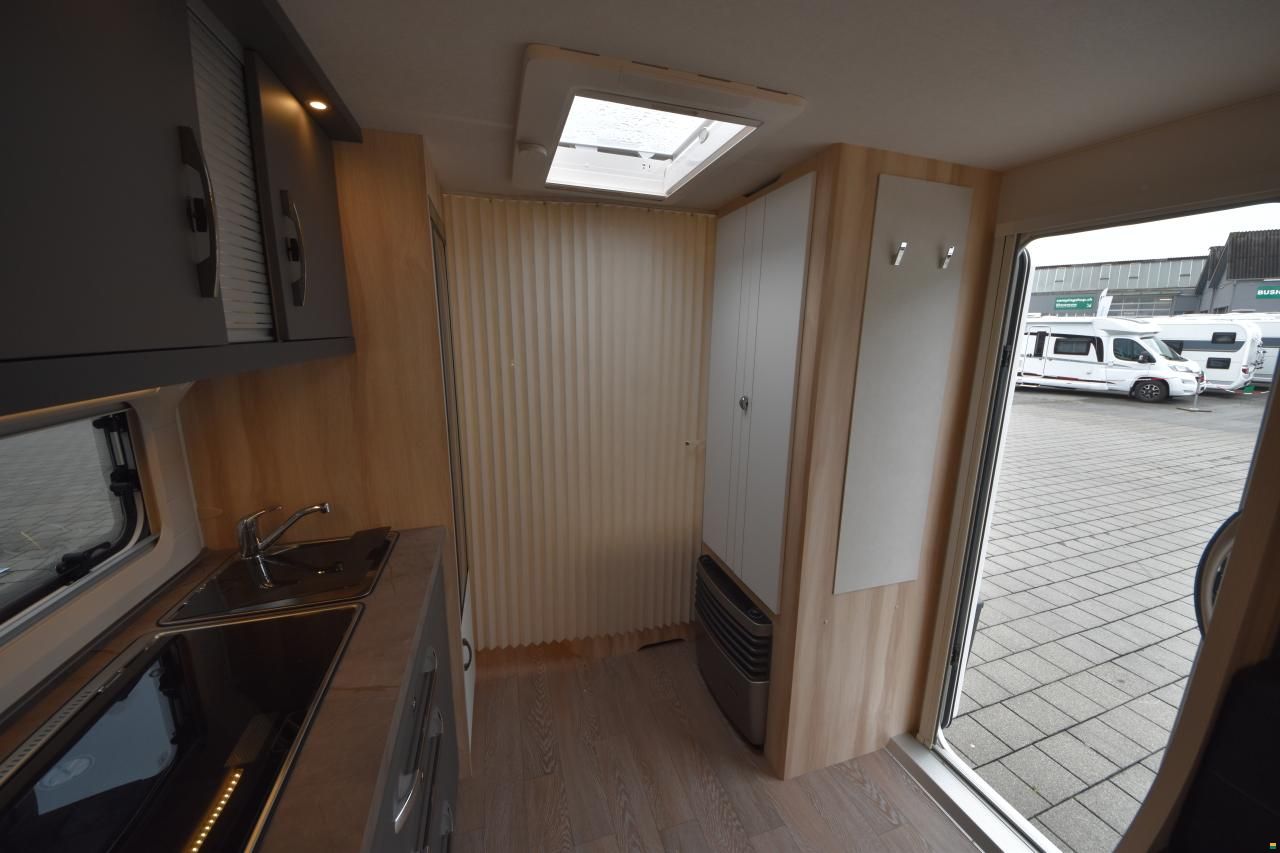 Hobby 460 UFe De Luxe (O04)