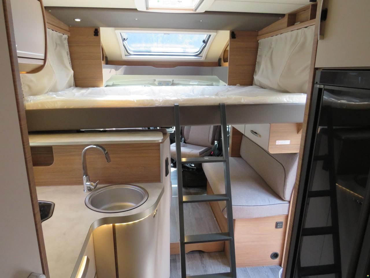 Knaus L!ve Wave 650 MF