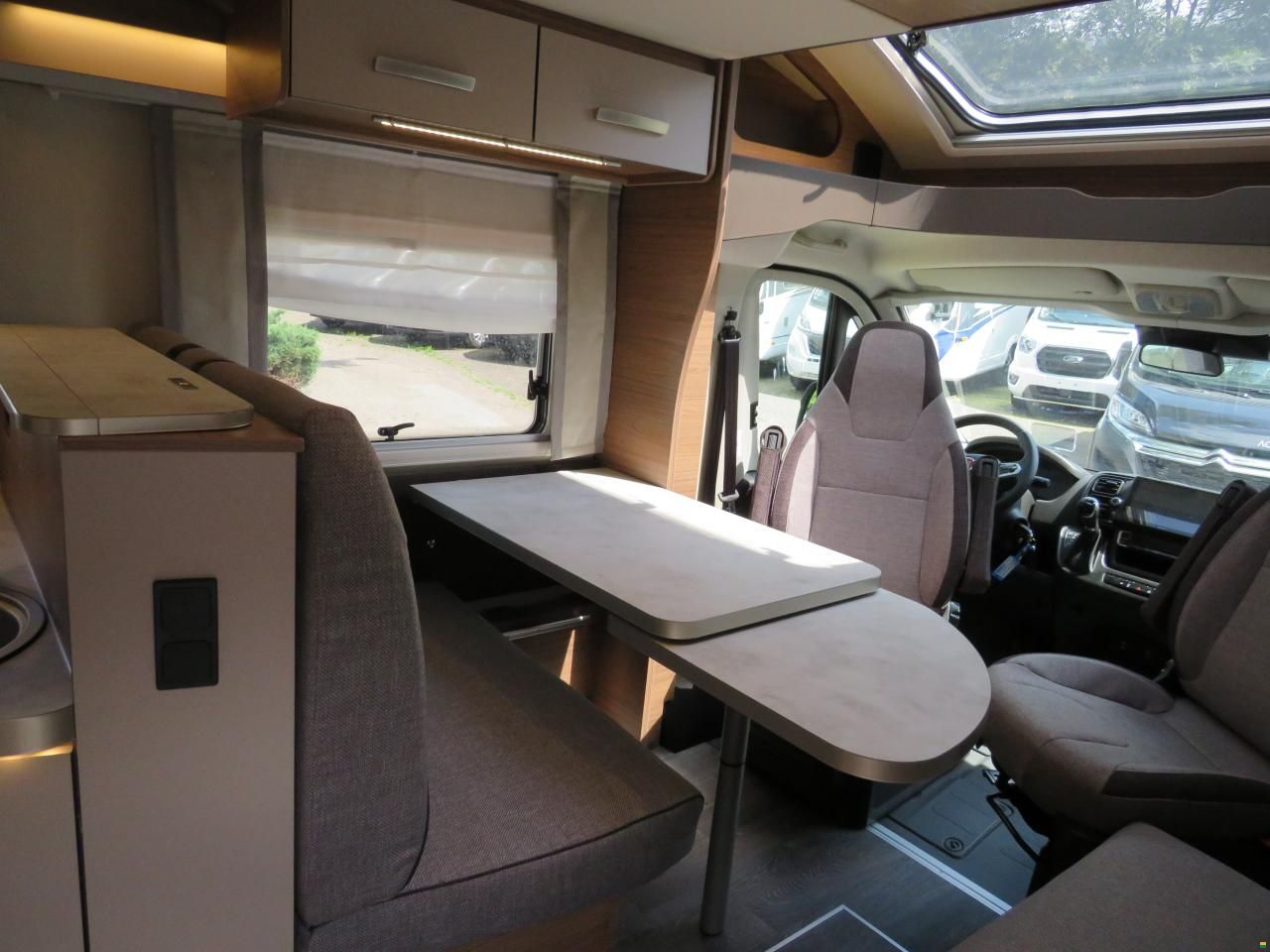 Knaus L!ve Wave 650 MF