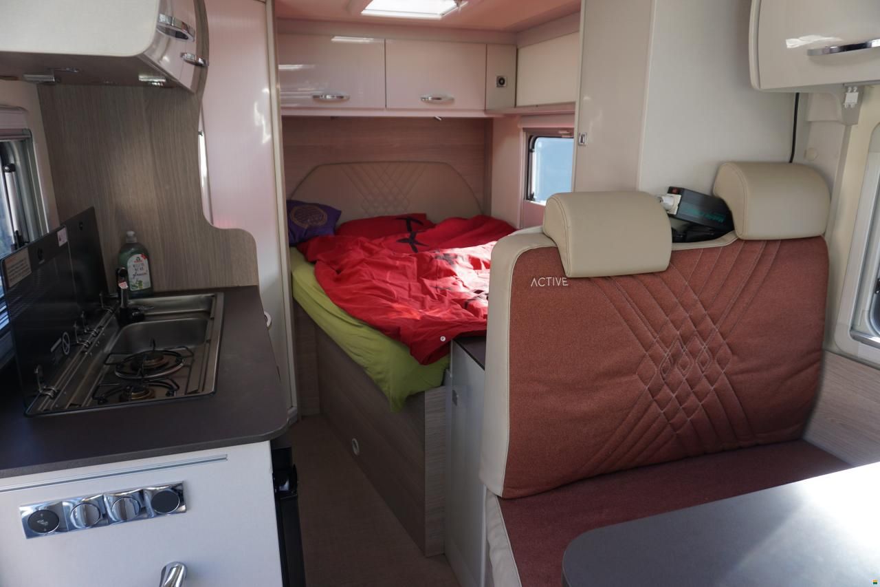 B&uuml;rstner Nexxo Van 659