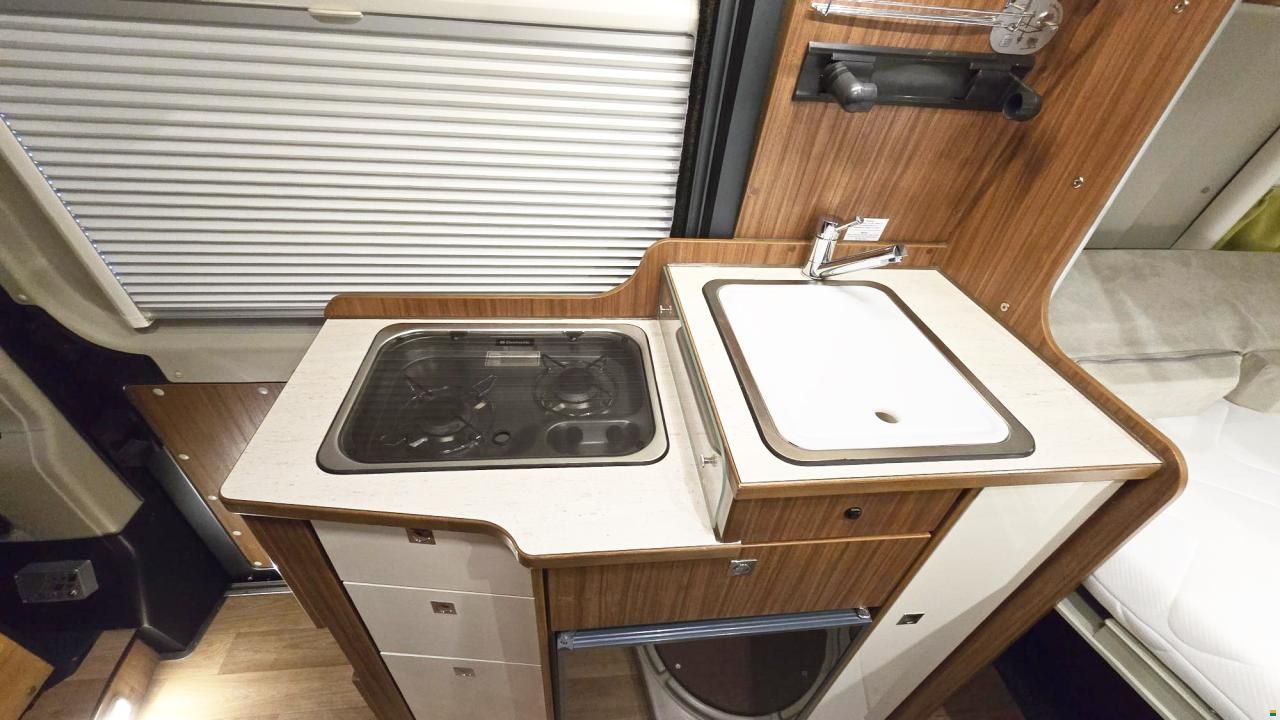 Pössl GLOBECAR GLOBESTAR 600L 2,3D AUT HOCDACH