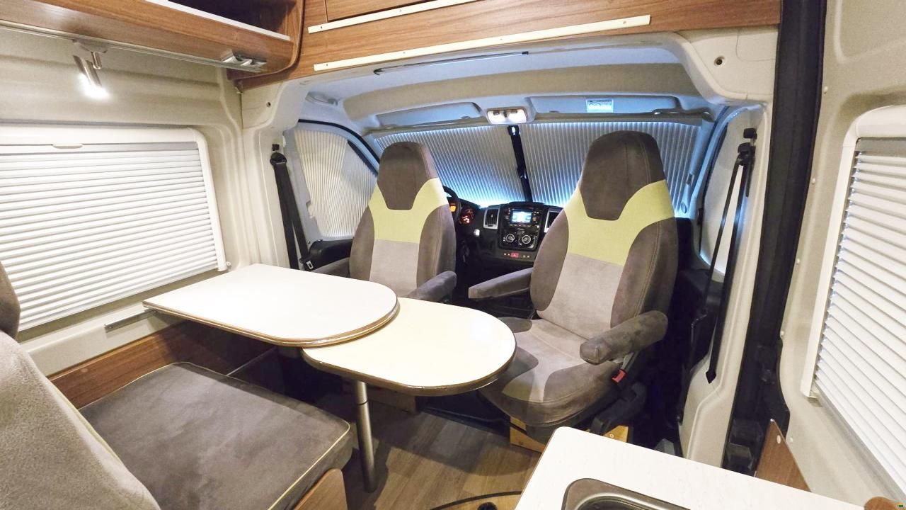 Pössl GLOBECAR GLOBESTAR 600L 2,3D AUT HOCDACH