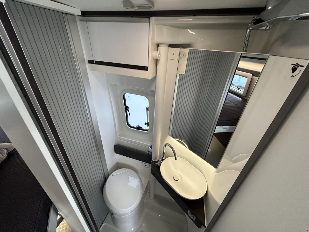 Adria Twin Supreme 640 SGX