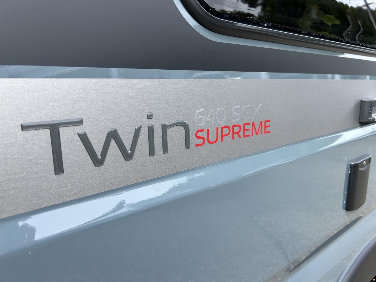 Adria Twin Supreme 640 SGX