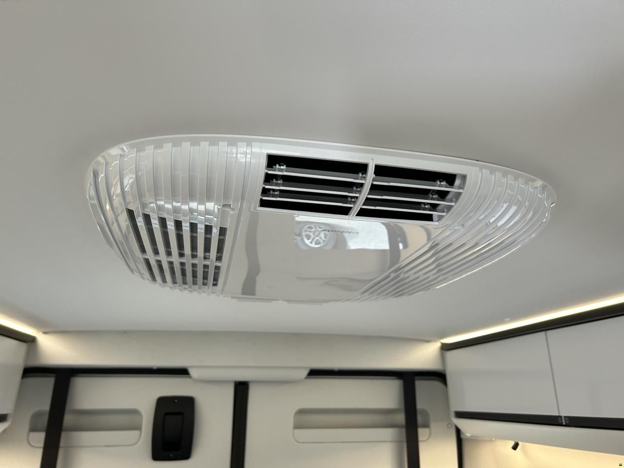 Adria Twin Supreme 640 SGX