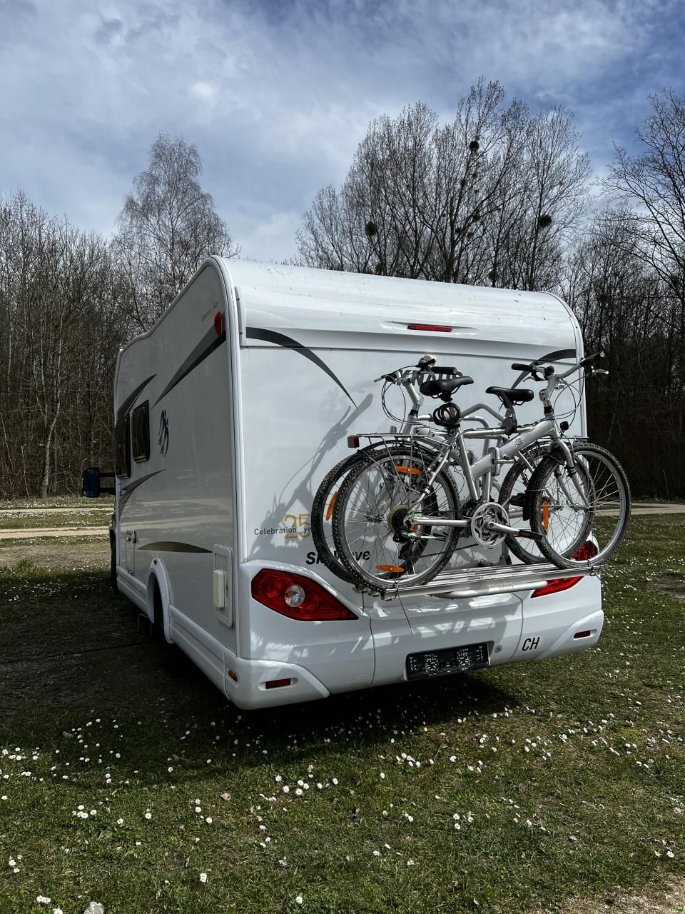 Knaus Sky Wave 650 MF Celebration