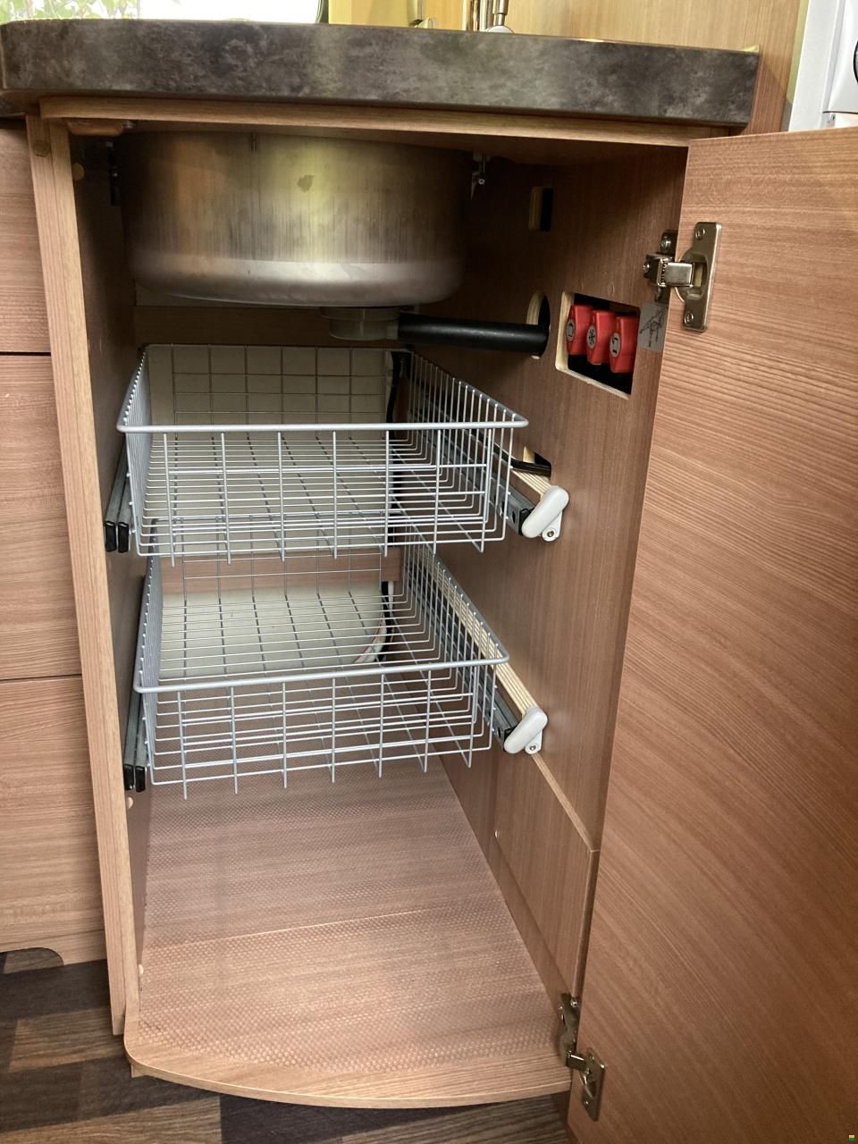 Knaus Sky Wave 650 MF Celebration