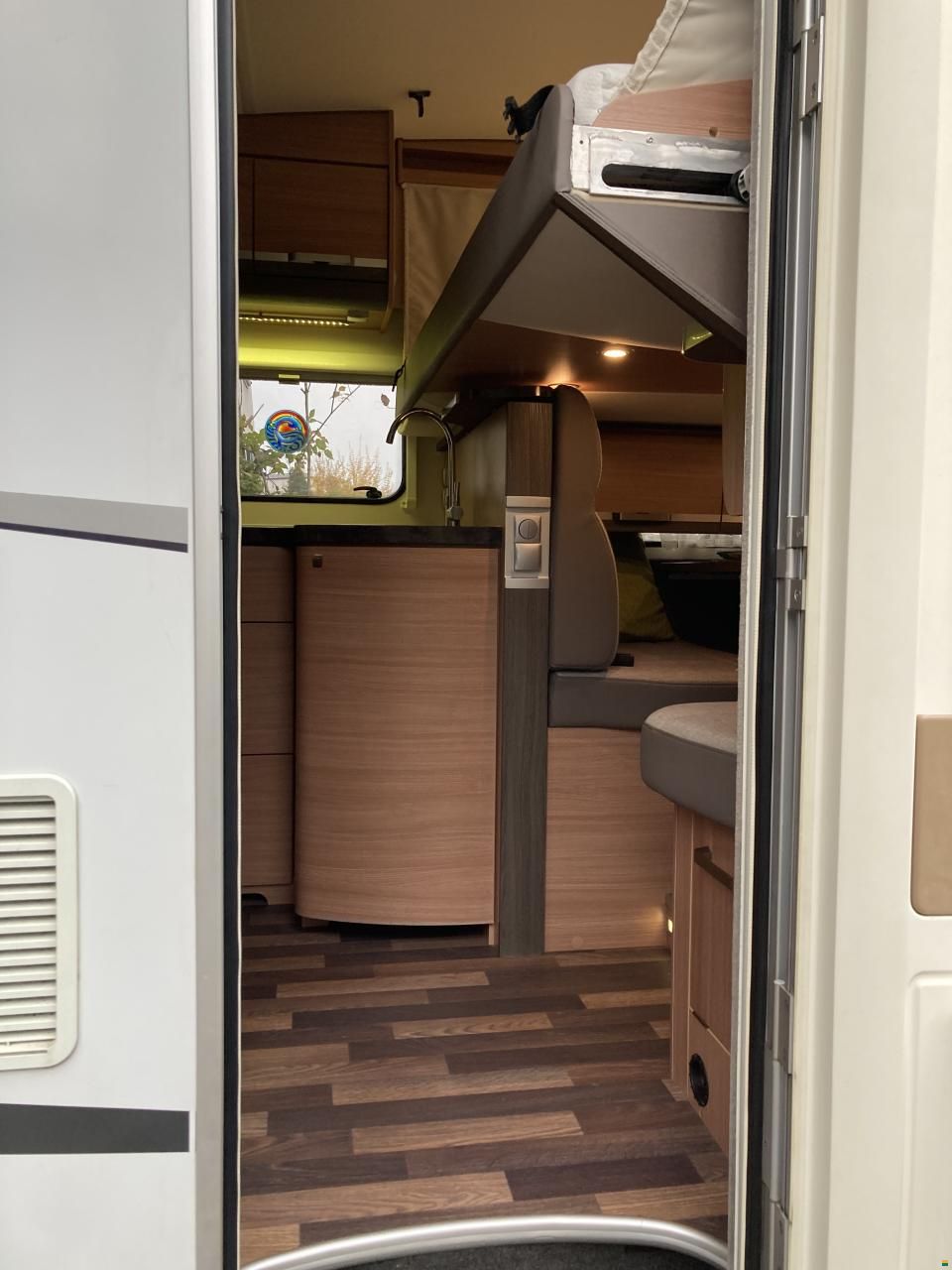 Knaus Sky Wave 650 MF Celebration