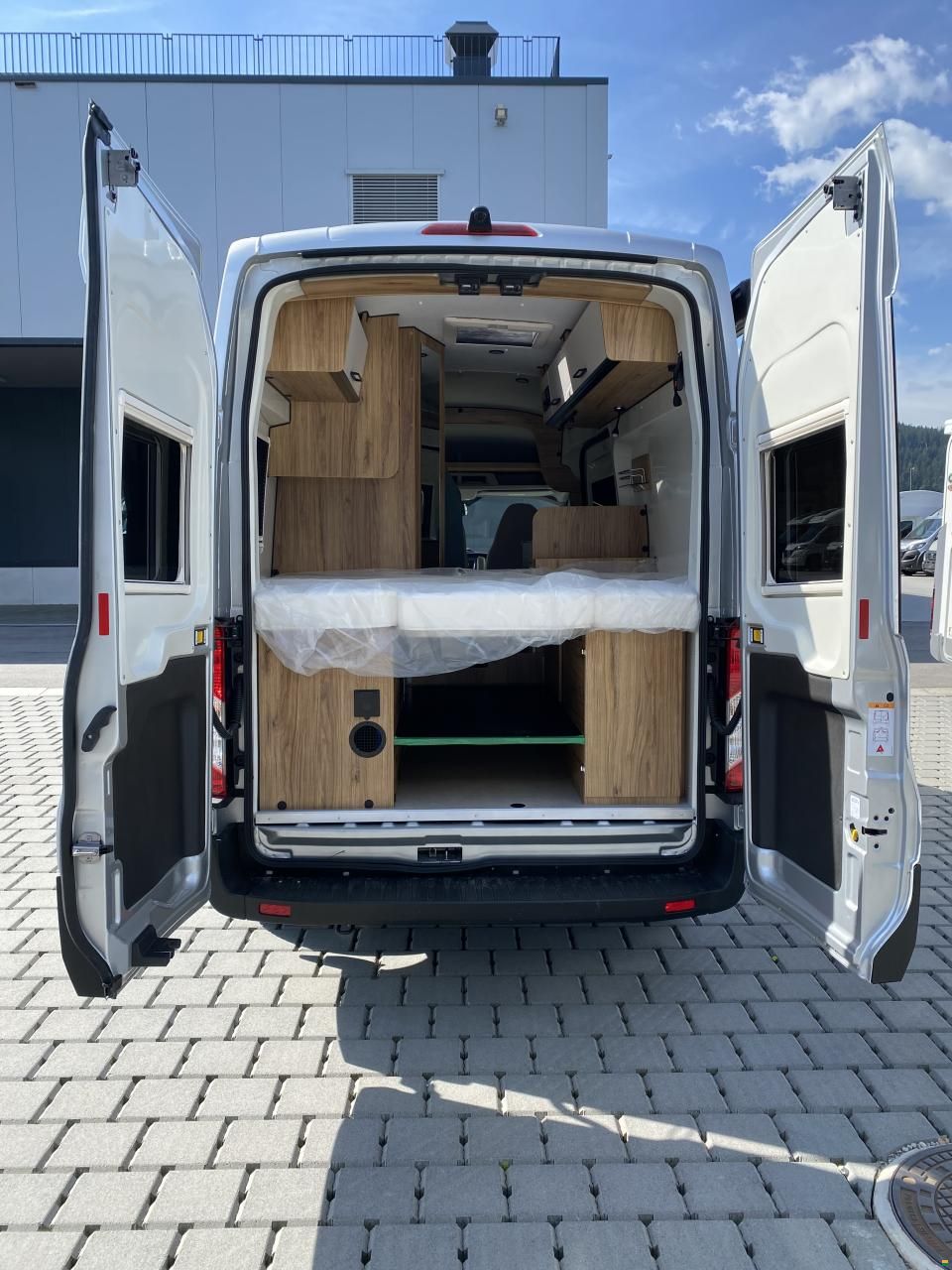 Karmann Dexter 560 4x4