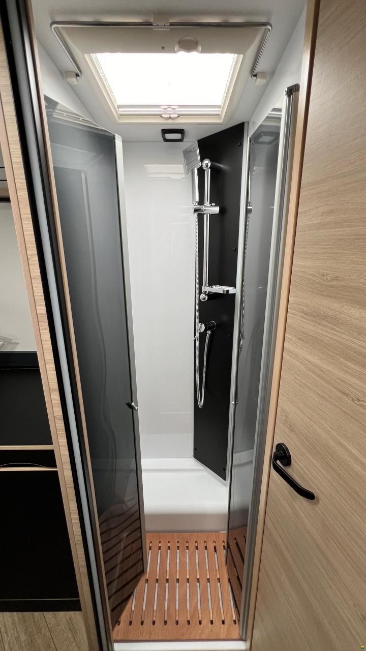 Challenger 384 Etape Edition