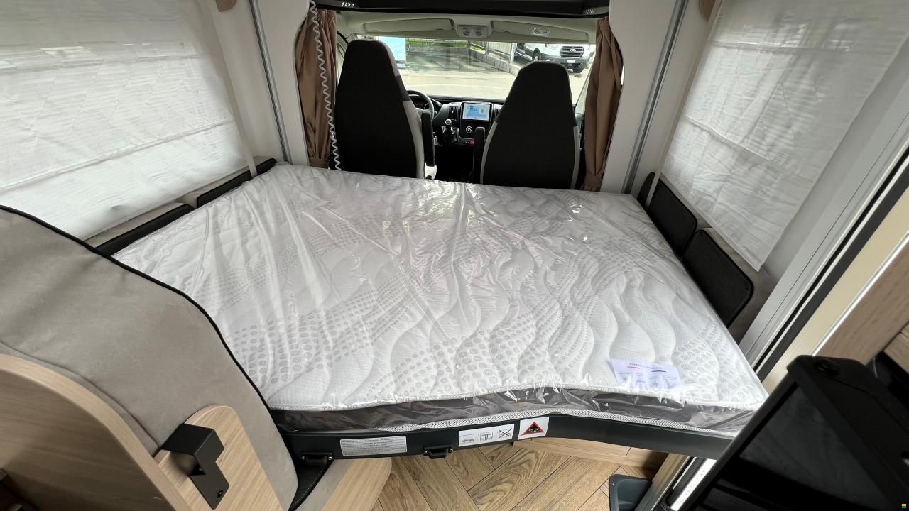 Challenger 384 Etape Edition