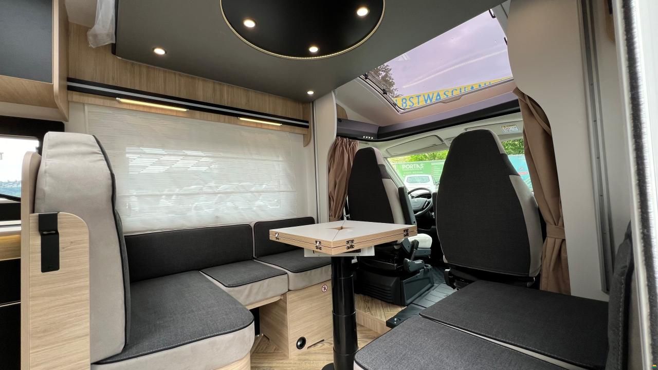 Challenger 384 Etape Edition