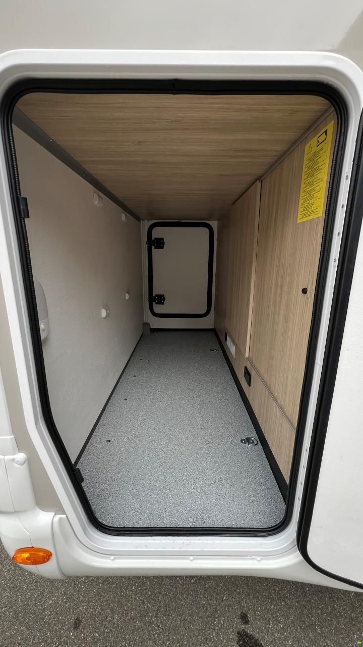 Challenger 384 Etape Edition