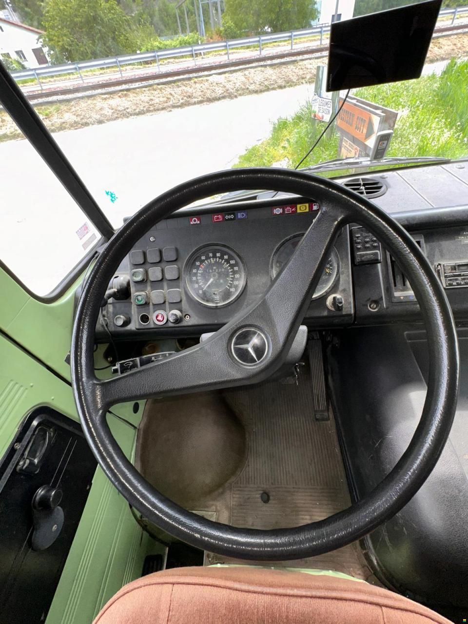 Mercedes Benz 613 d