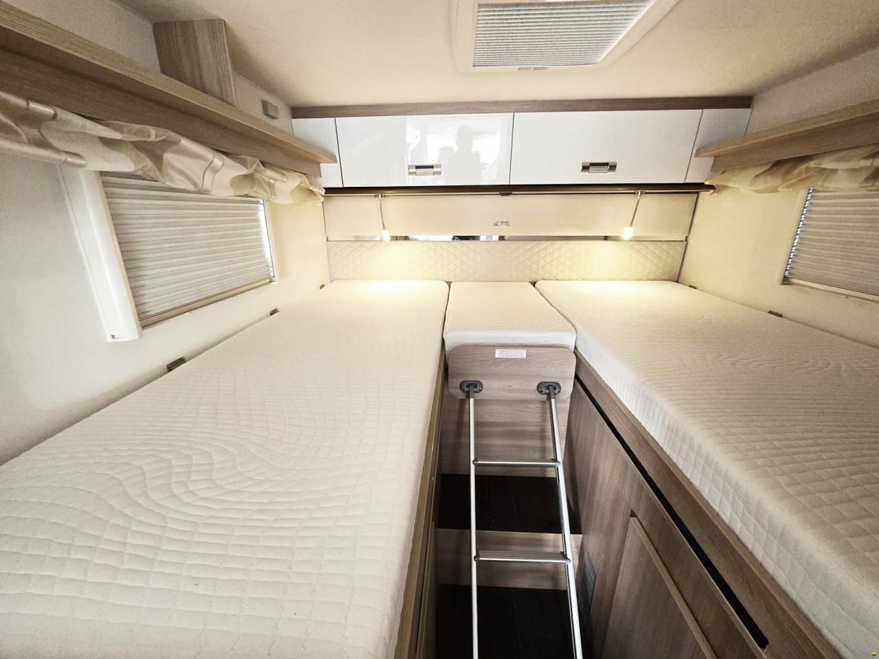 Laika KOSMO VAN V9 2,2 HDI D CITROEN JUMPER