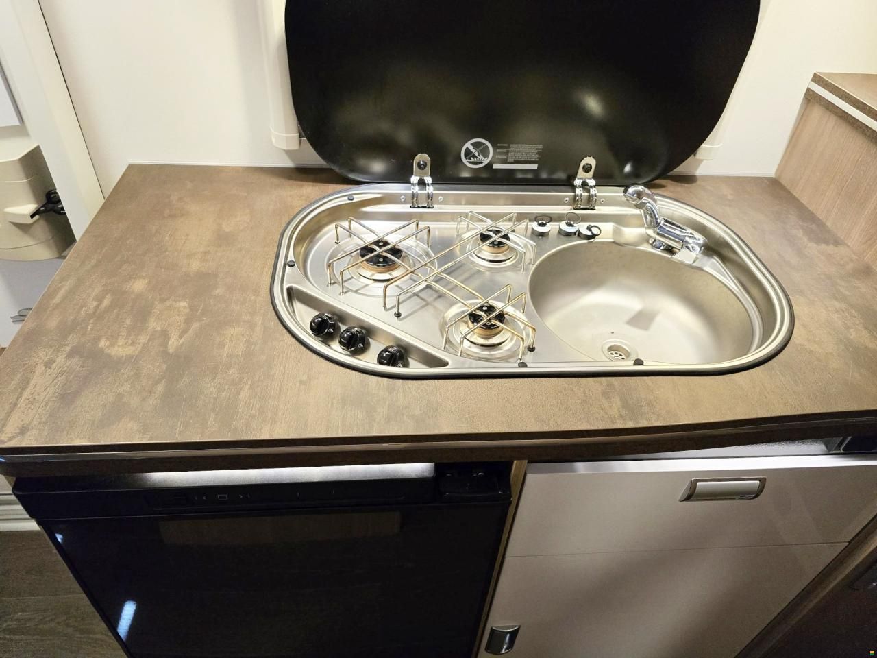 Laika KOSMO VAN V9 2,2 HDI D CITROEN JUMPER