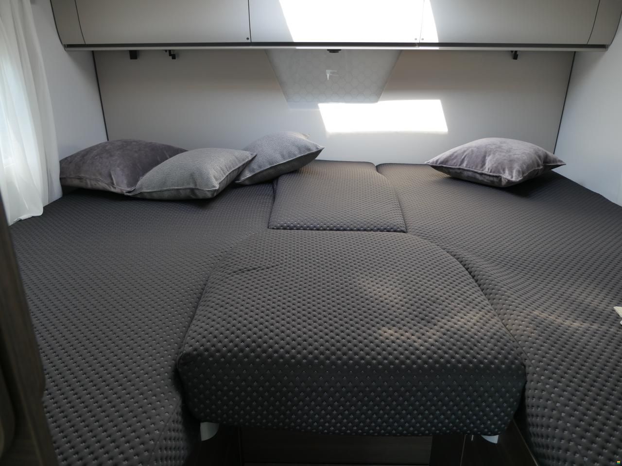 Adria Coral Supreme MB 650 SL