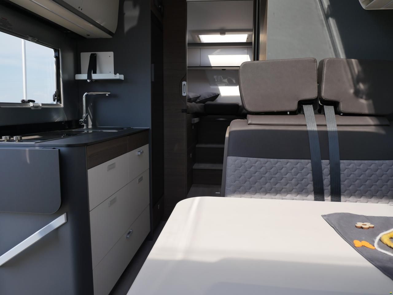 Adria Coral Supreme MB 650 SL