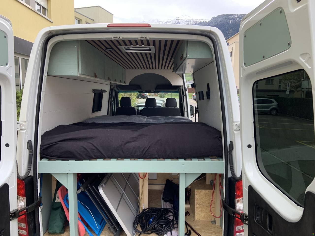 Mercedes Benz Sprinter