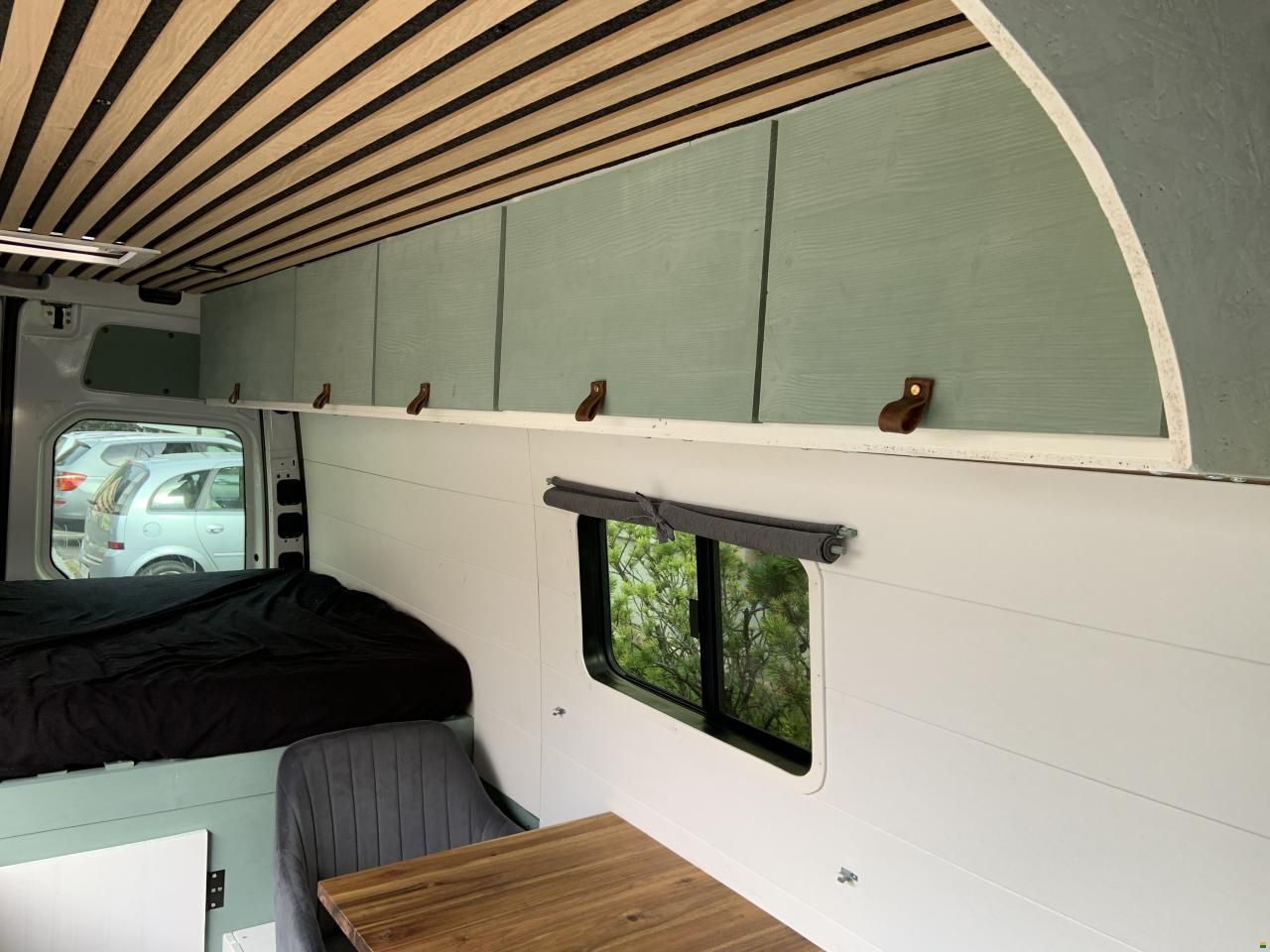 Mercedes Benz Sprinter