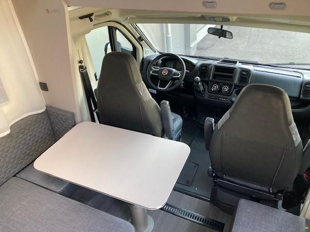 Adria Coral XL Axess 660 SL